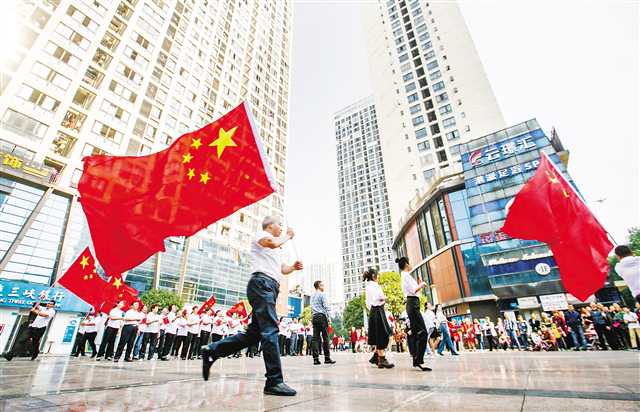重庆举办千余场群众文艺活动庆祝新中国成立七十周年